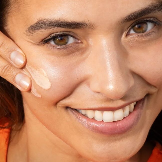 Comprar Fusion Water Magic Glow SPF50 al Mejor Precio | Quierofarma